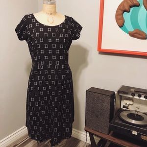 Handmade Ikat Musiri Short-Sleeve Dress for Spring